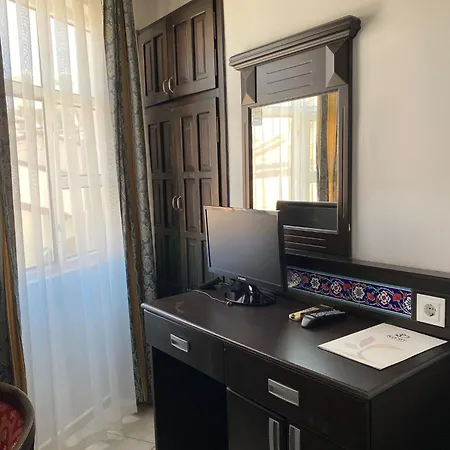 فندق Big Blue Sky 4*