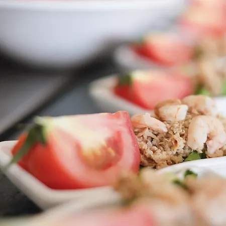 Big Blue Sky מלון