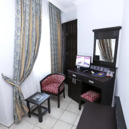 Big Blue Sky ألانيا