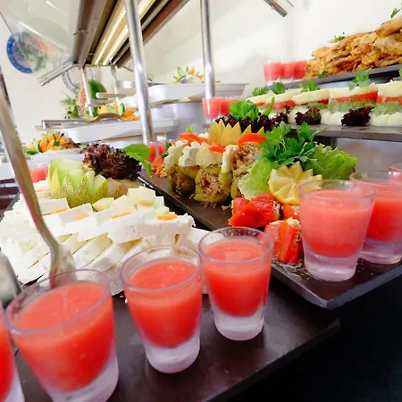 Big Blue Sky فندق