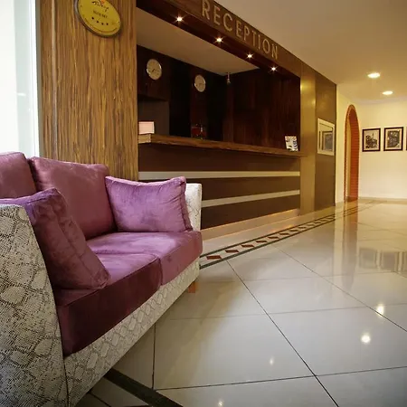 Big Blue Sky מלון 4*