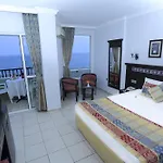Big Blue Sky Otel